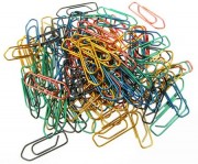 Набор скрепок цветных мал. на блистаре Набор скрепок цветных мал. на блистаре