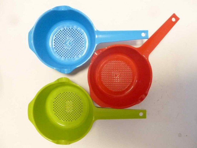 Дуршлаг пластиковый 180мм ДМ000250 /45/