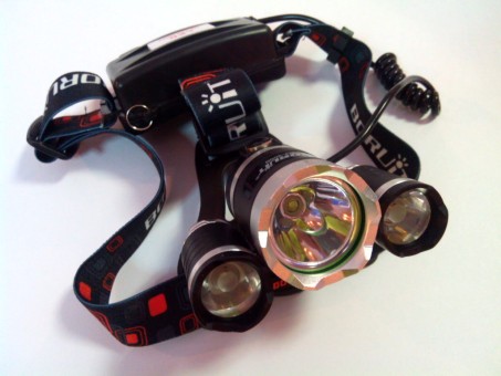 Фонарь налобный RK-3000-T6 ZOOM 2х18650 4 режима света от USB 108