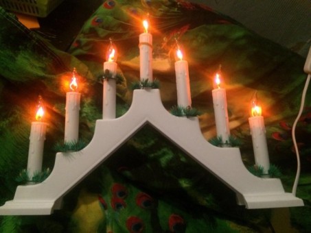 Горка финская новогодняя с мерцанием пластик белая/12/ B7F W