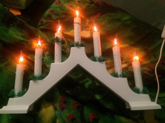 Горка финская   новогодняя белая  с мерцанием 17-4