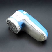 Машинка для удаления катышков WK-101 работает от 2АА Машинка для удаления катышков WK-101 работает от 2АА