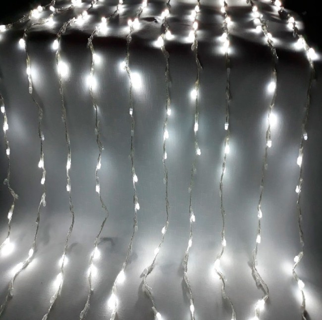 Гирлянда  штора водопад белый 320 ламп 2,5м*1,5м