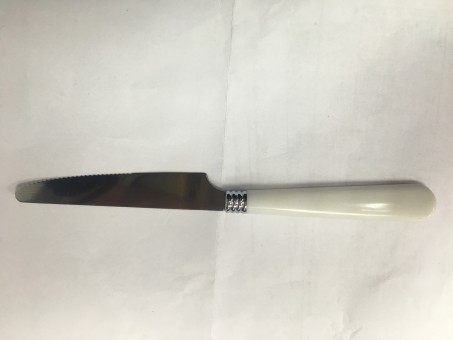 Нож для масла с зубчиками белая ручка широкая РА-13-7