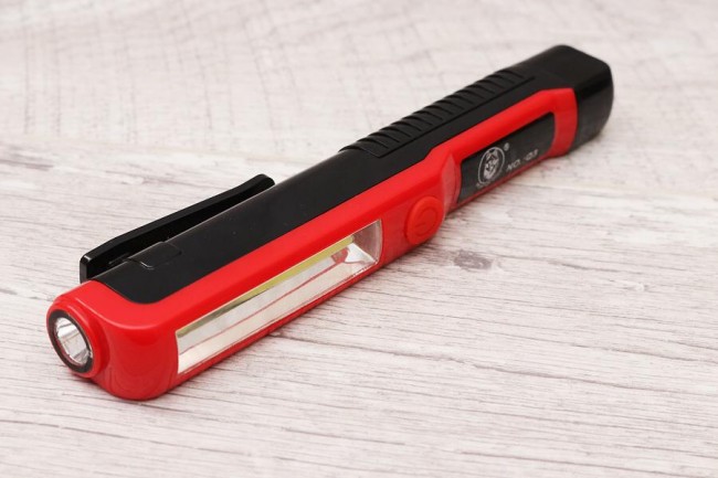 Фонарик ручной 2d на магните  COB 1+1  5W 3ААА