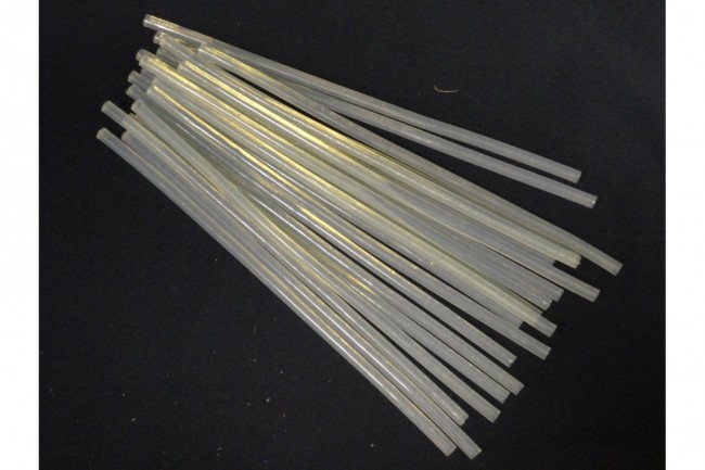 Клей для термопистолета D10мм 29см. прозрачный