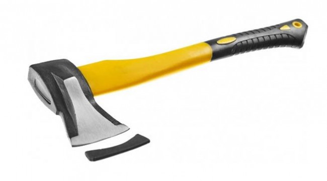 Топор-колун с деревянной ручкой 1000гр 46152